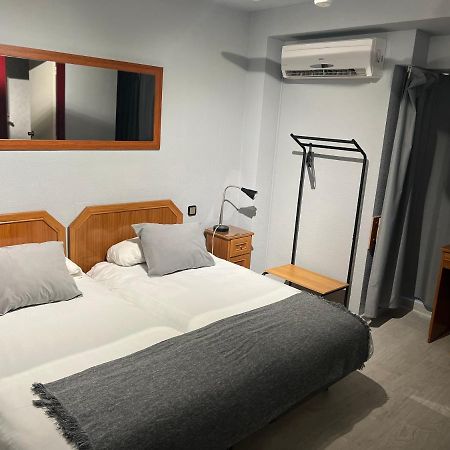 סרגוסה Hostal Arenal מראה חיצוני תמונה