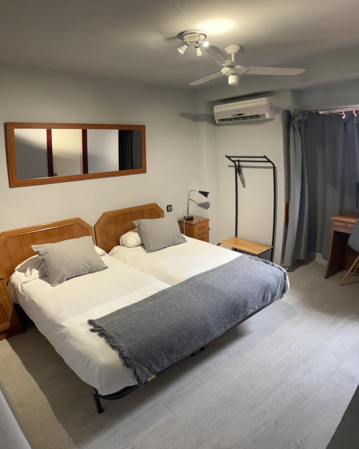 סרגוסה Hostal Arenal מראה חיצוני תמונה