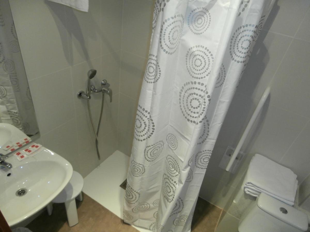 סרגוסה Hostal Arenal חדר תמונה
