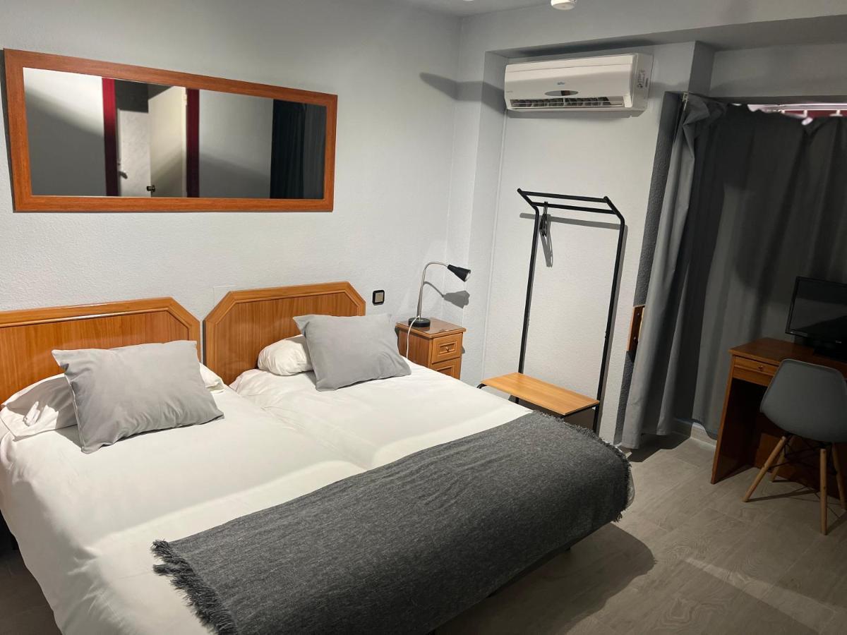 סרגוסה Hostal Arenal מראה חיצוני תמונה