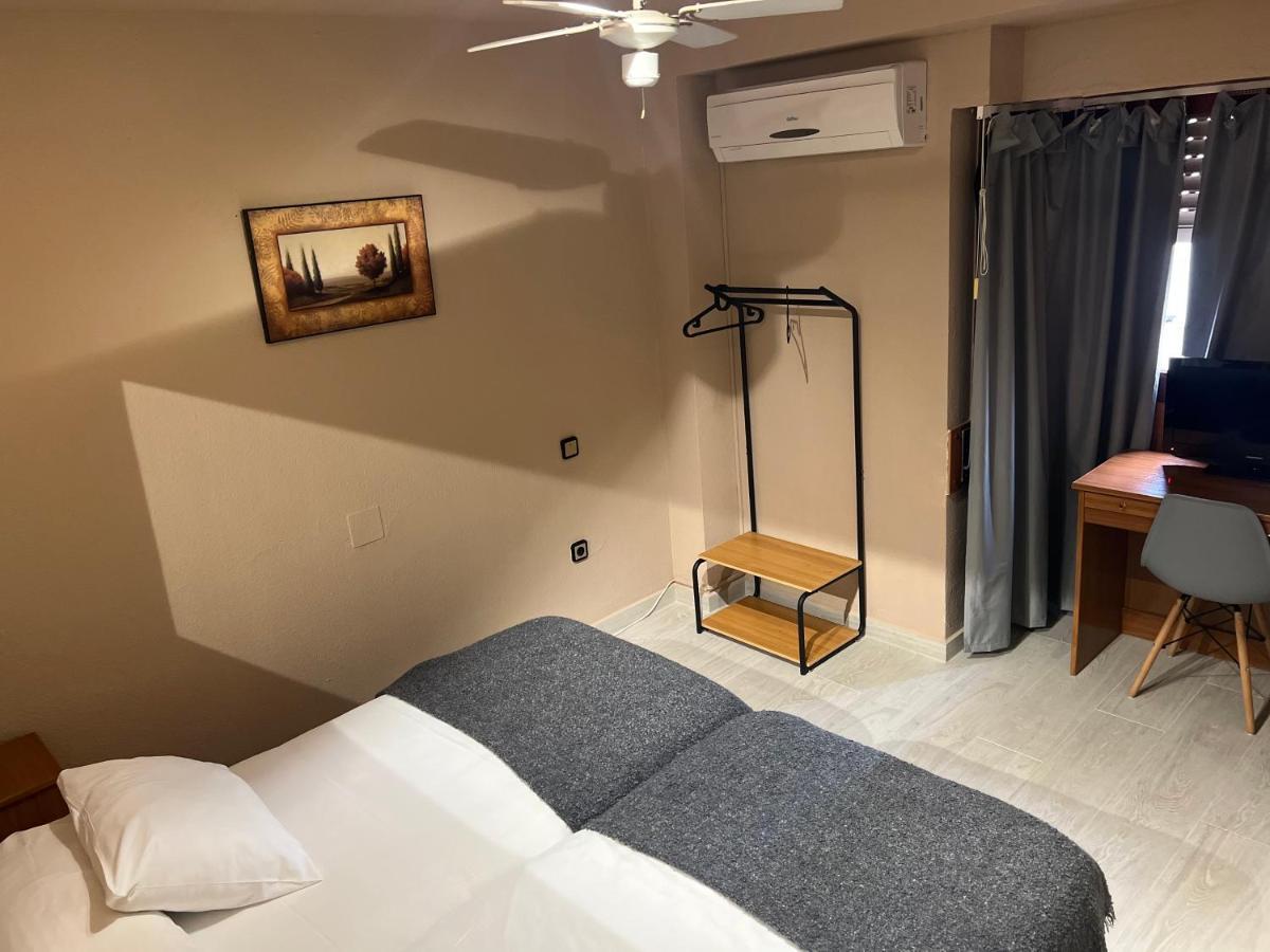 סרגוסה Hostal Arenal מראה חיצוני תמונה