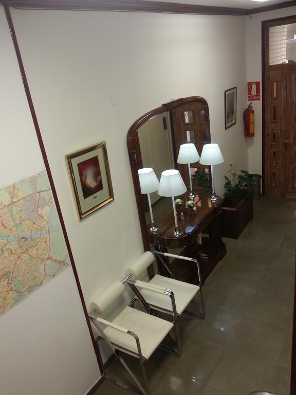 סרגוסה Hostal Arenal מראה חיצוני תמונה